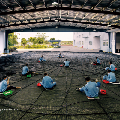 What is the importance High-Quality Raschel Knotless Netting for Offshore Fish Farming Cages